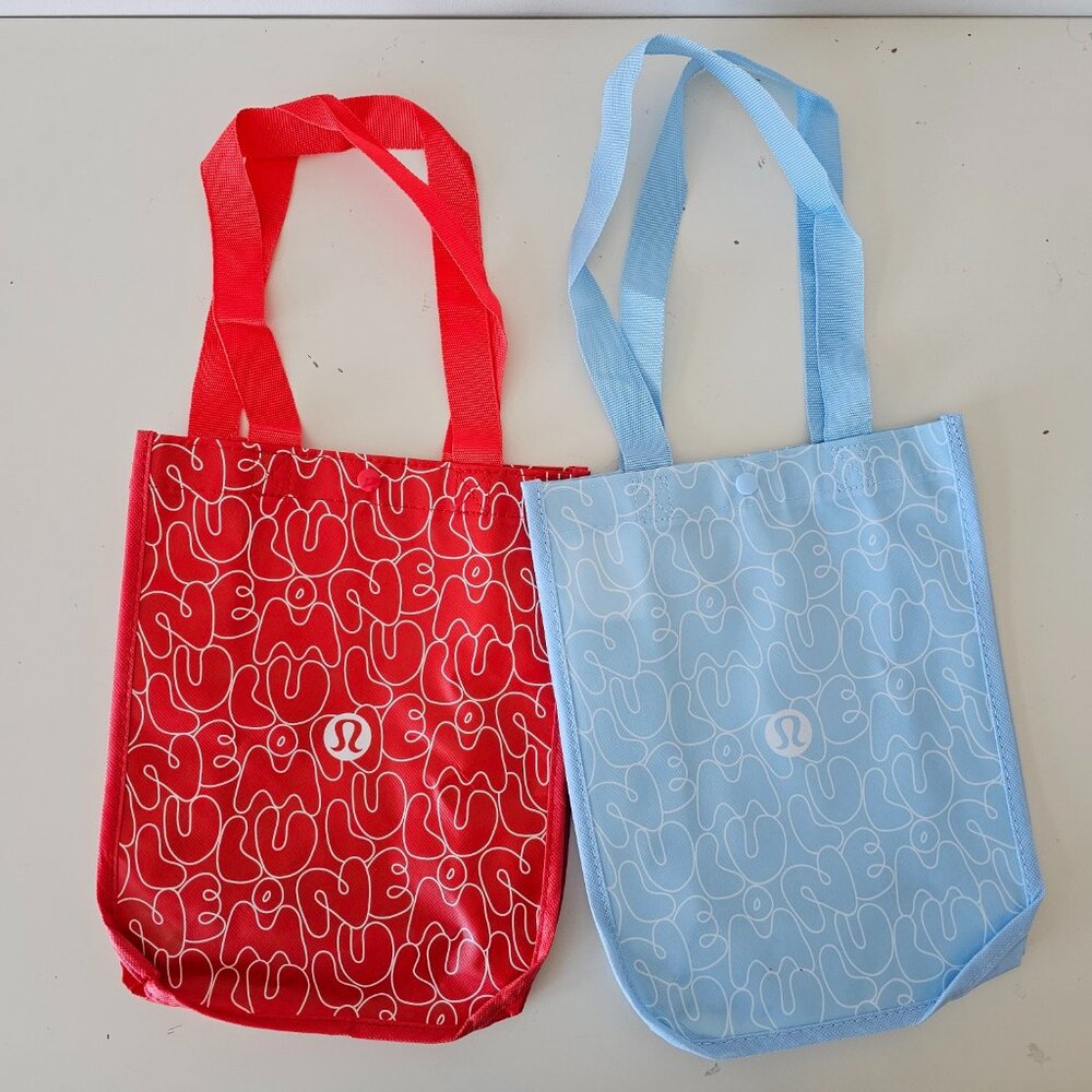 2 x New LULULEMON 1 Red & 1 Baby Blue Bubble LTD ED Reusable Shopping Bag Small